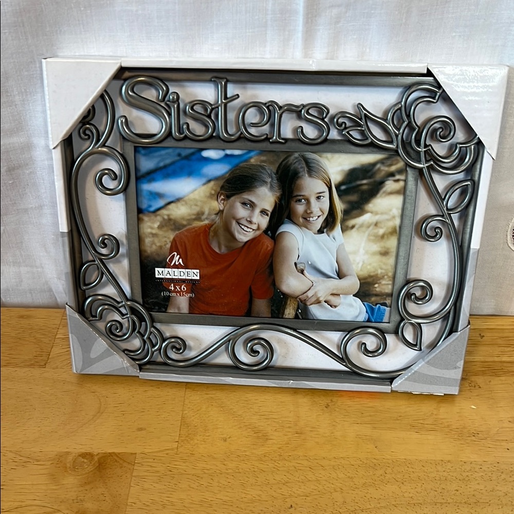 Malden Silver Floral Sisters Picture Frame NWT